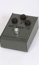 Big Muff- Russian -Green- (Round Font)